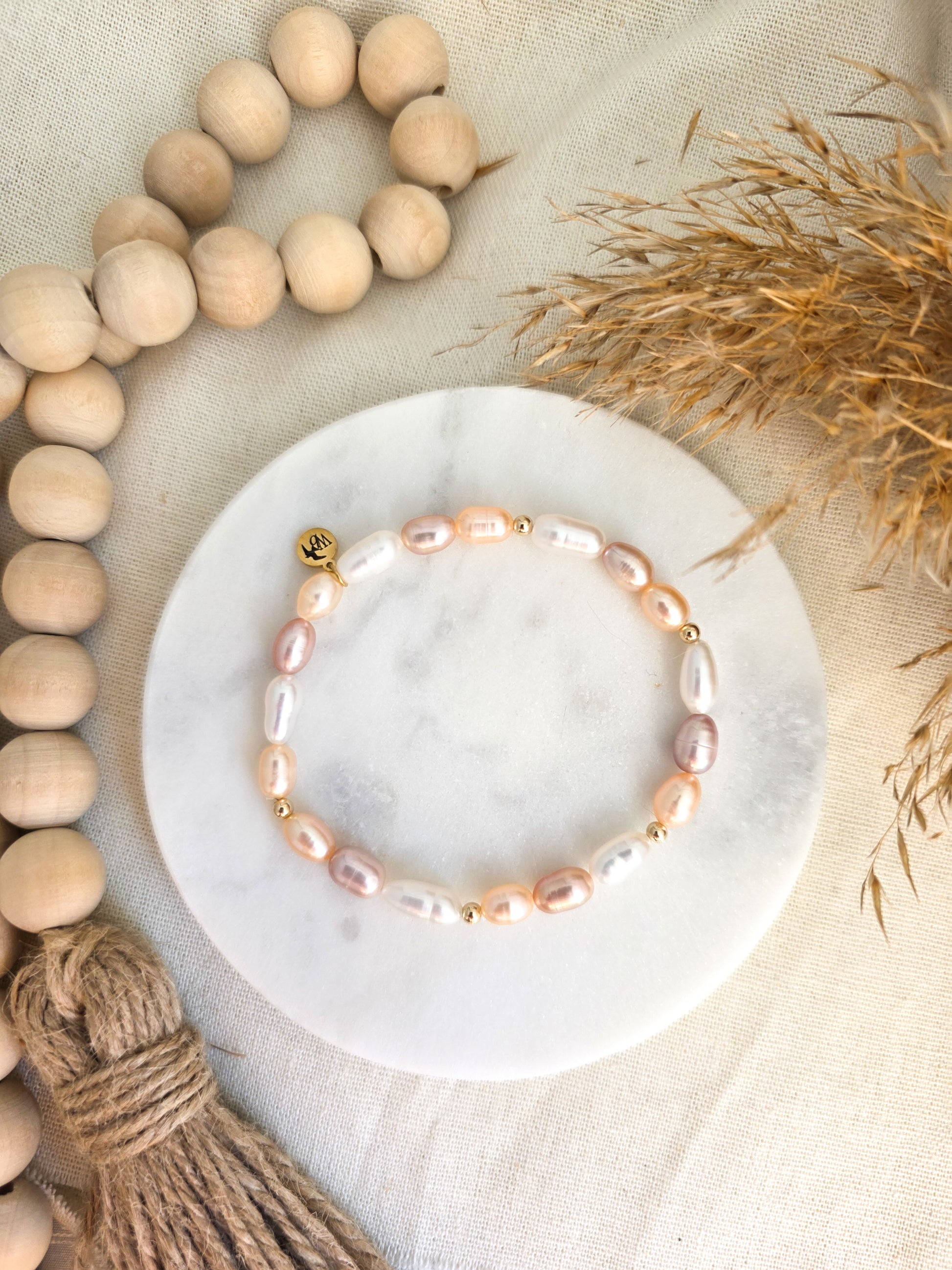 Blush Pearl Bracelet