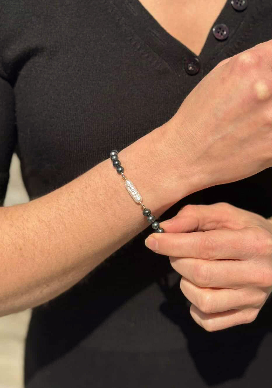 Luna Pearl Bracelet