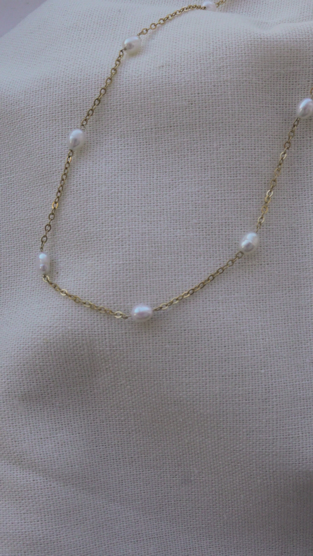Aura Pearl Necklace