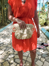 Load image into Gallery viewer, Straw Fringe Bag
