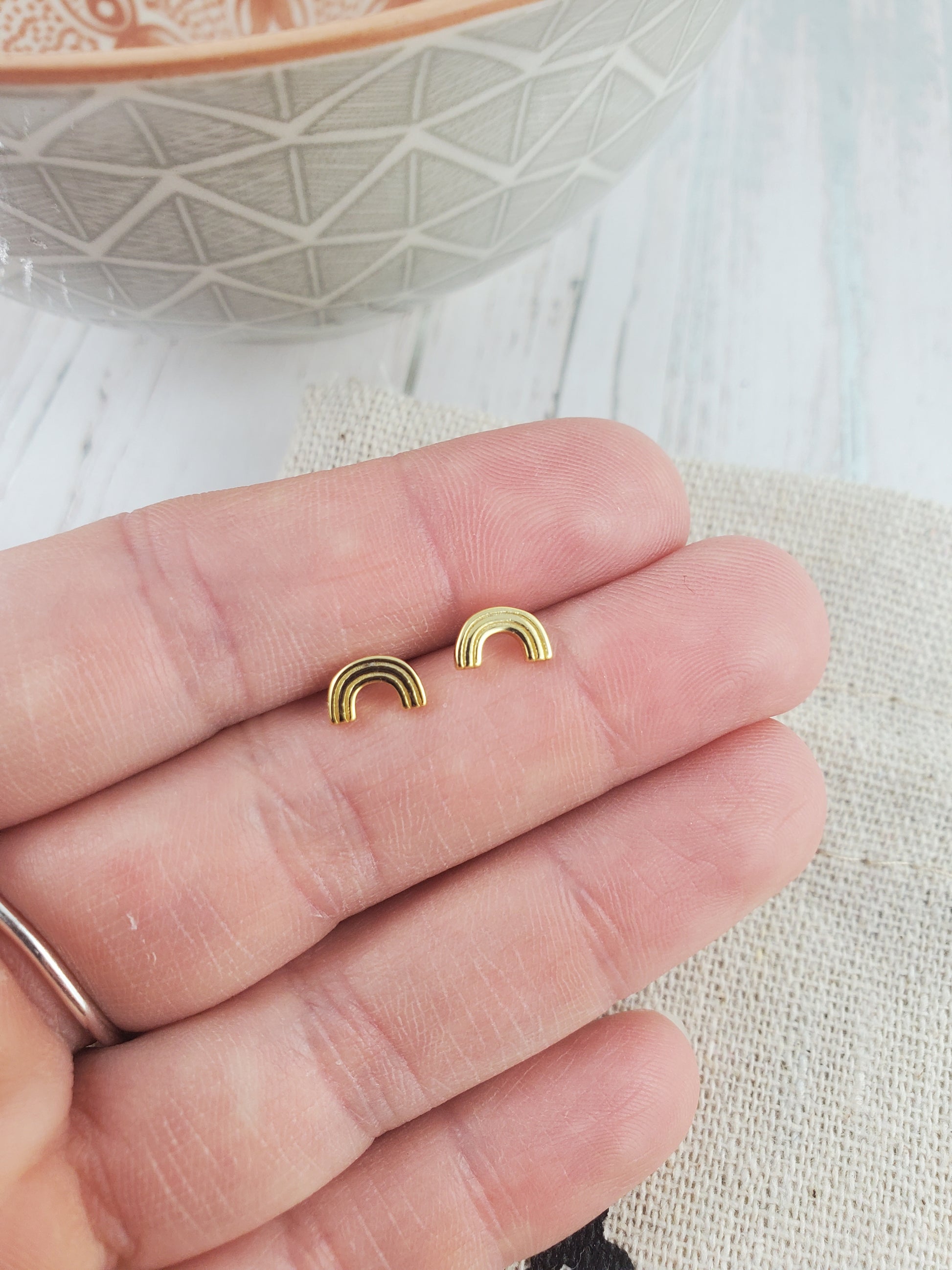 Rainbow Studs